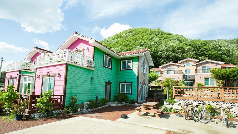 Utopia Pension Gyeongju Eksteriør bilde