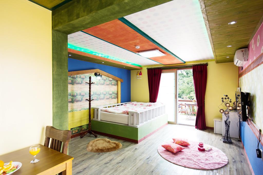 Utopia Pension Gyeongju Rom bilde